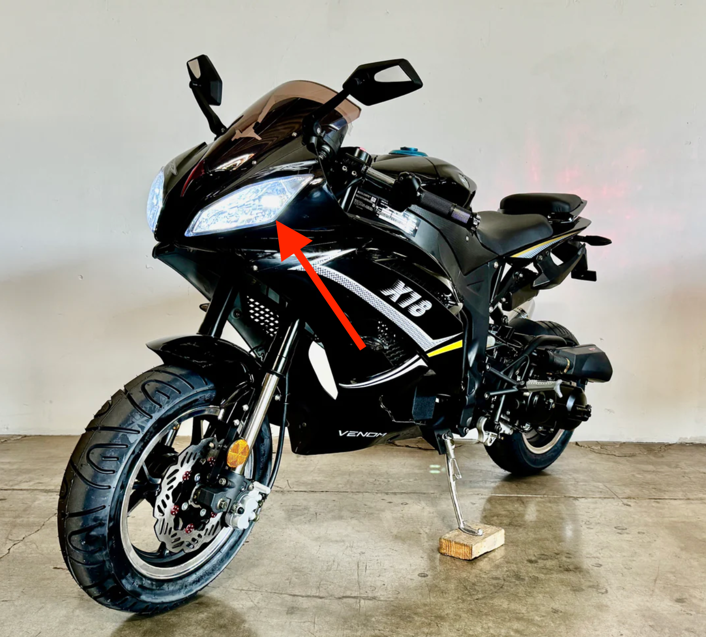 Black X18 headlight for DF50SST Venom X18 09010051