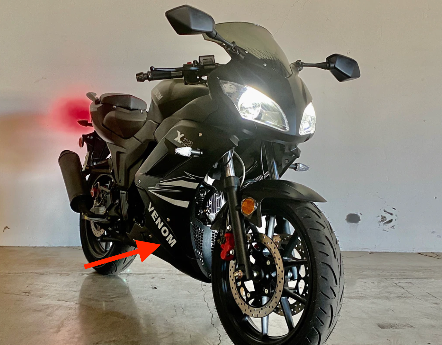 Motorcycle right lower fairing for Venom X22 125cc BD125-11