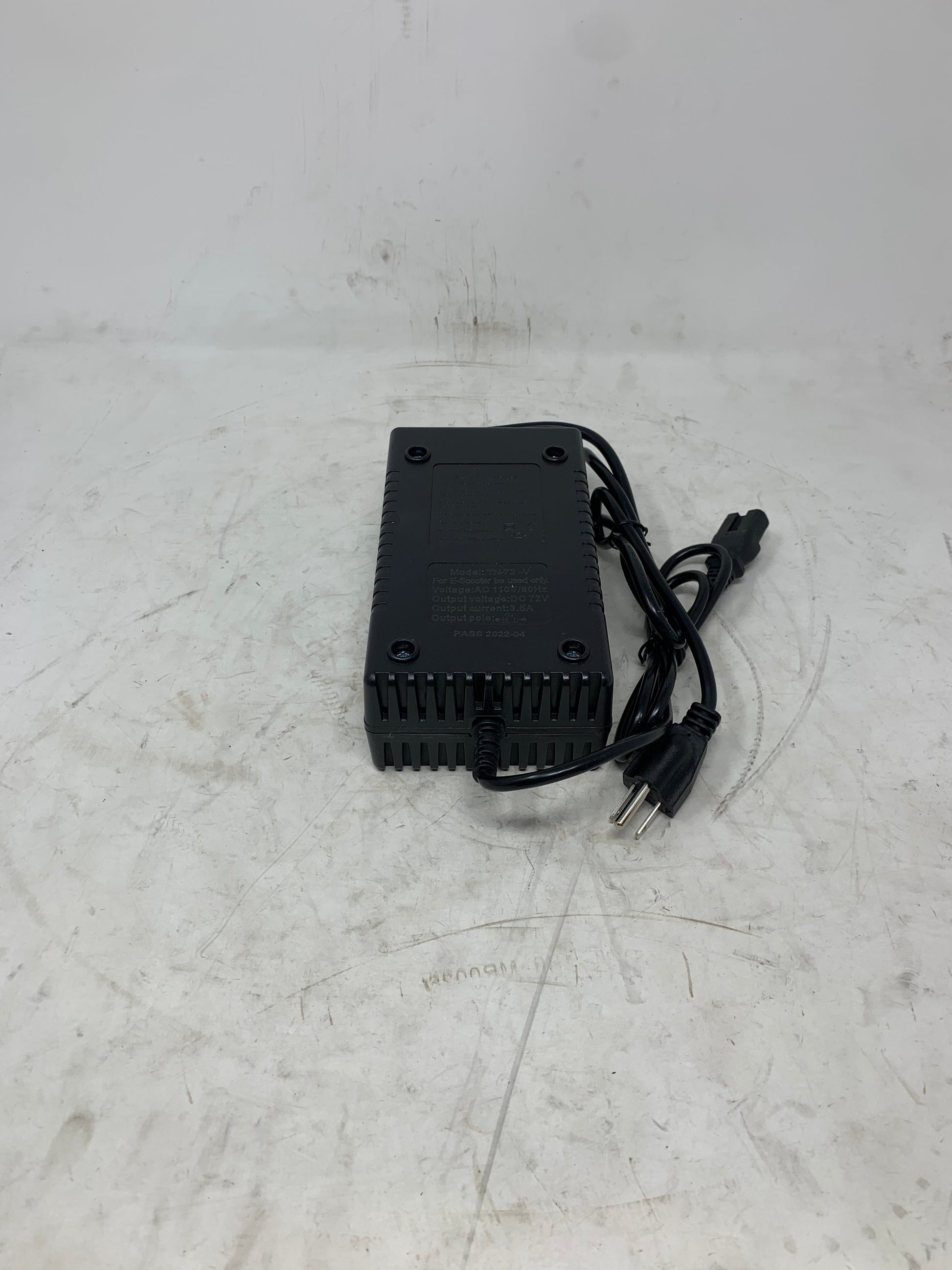 BD578Z E-Vader 2000w charger for electric bike battery