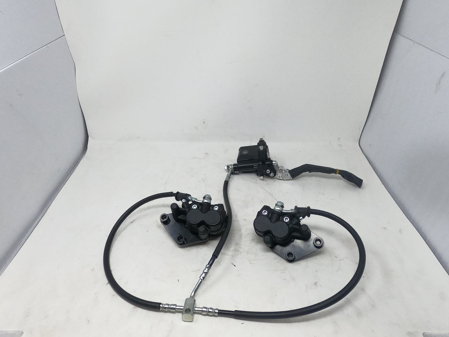 BD250-5 Venom SuperBike 250cc front brake caliper and hose