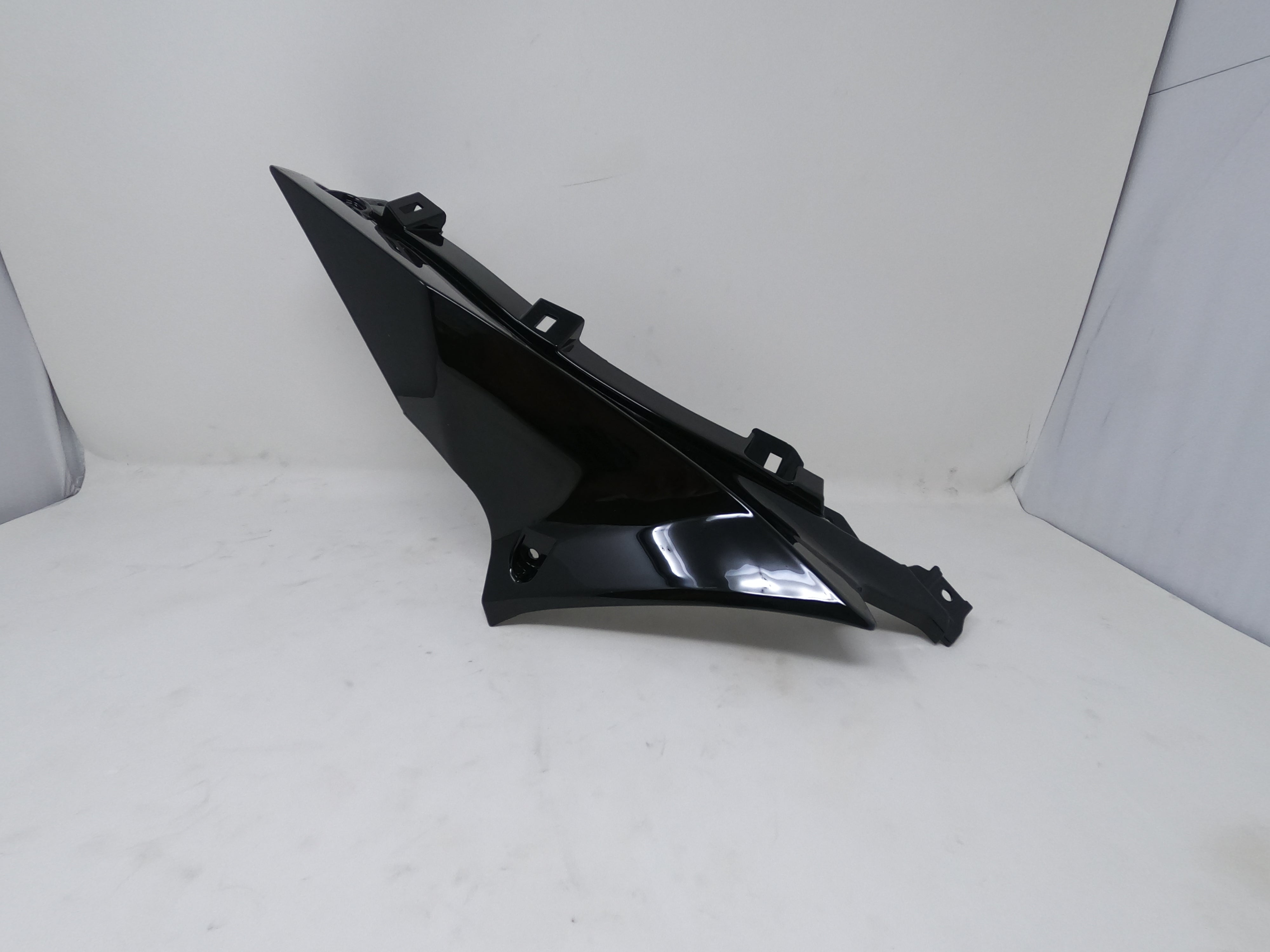 Right Tank Guard Panel – Right Side Shroud for DF250RTS & Venom X22R
