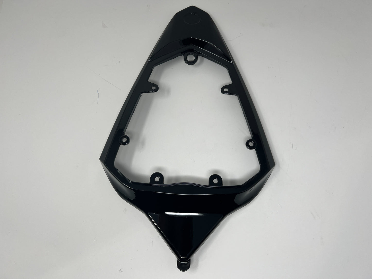 Lower tail fairing for DF200SST Part #03010387