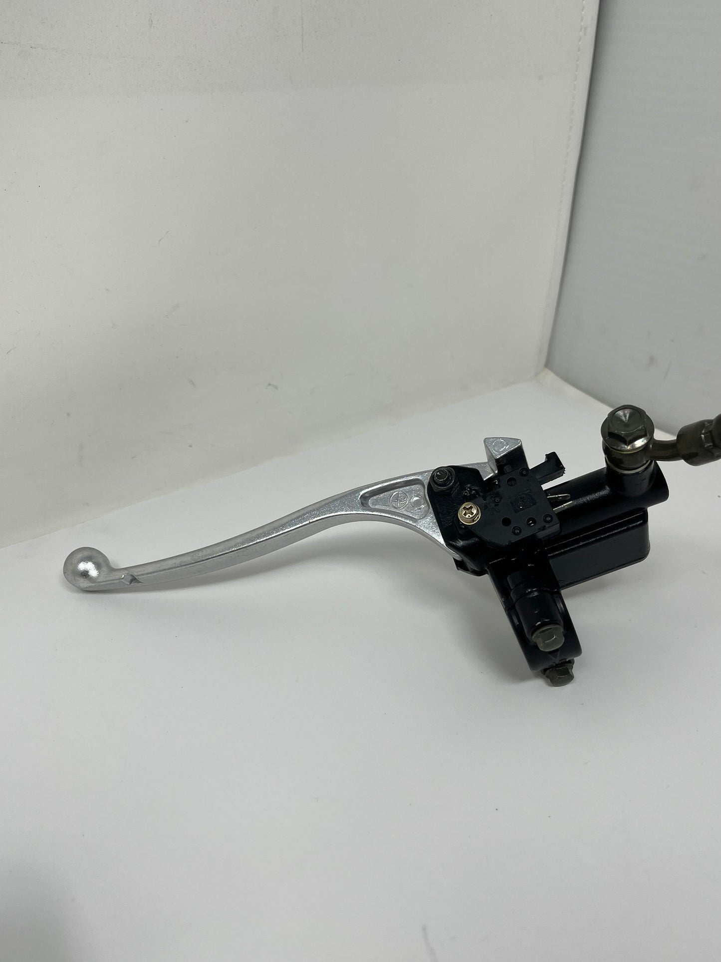 Part # 04020037 for sale. Part # 04010067. Front disc brake assembly for X18 50cc. DF50SST brake assembly parts for sale.