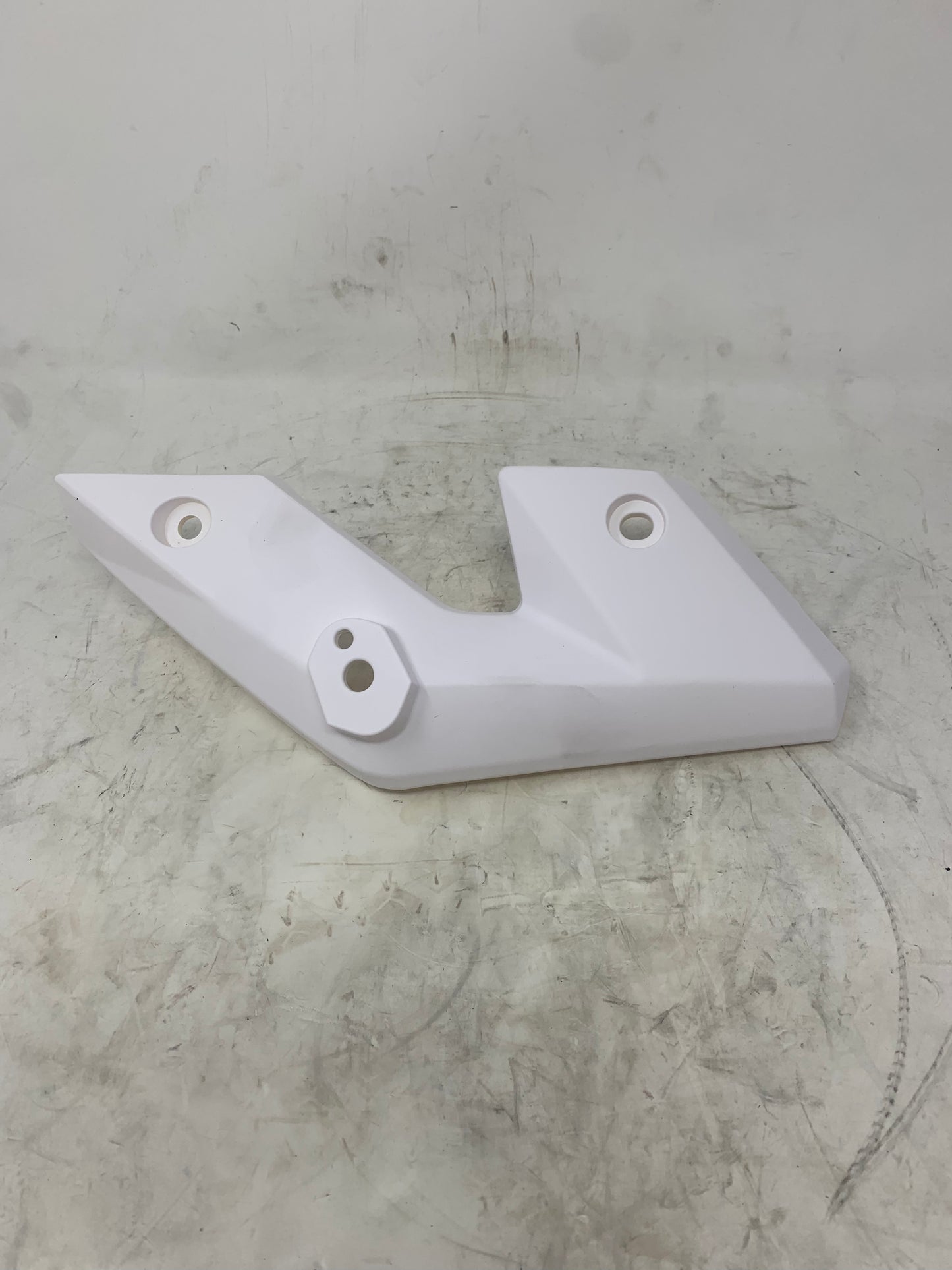 Vader 125 Gen II left headlight cover | BD125-10 OEM headlight fairing