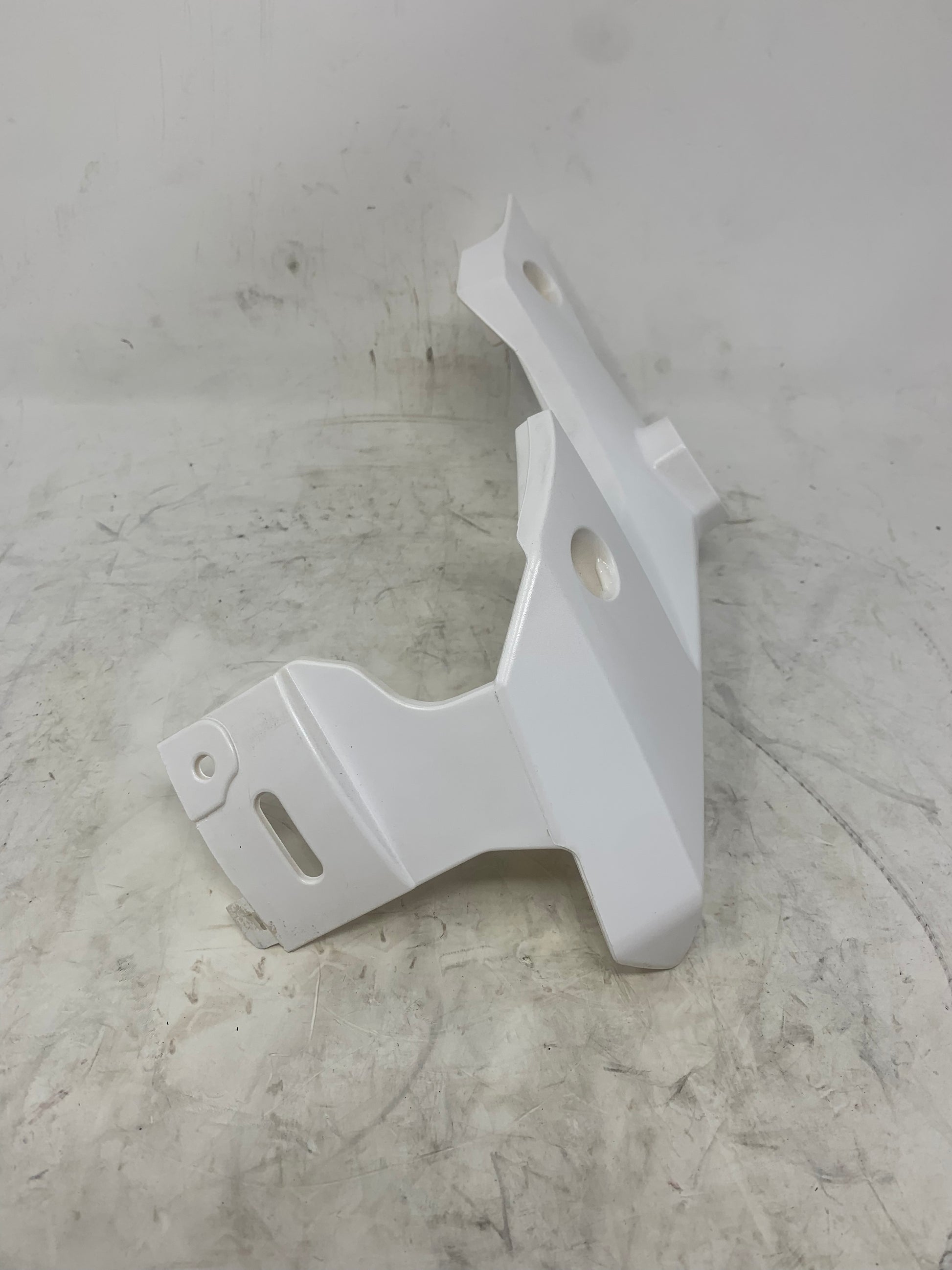 BD125-10 right headlight plastic | Vader 125cc right headlight panel