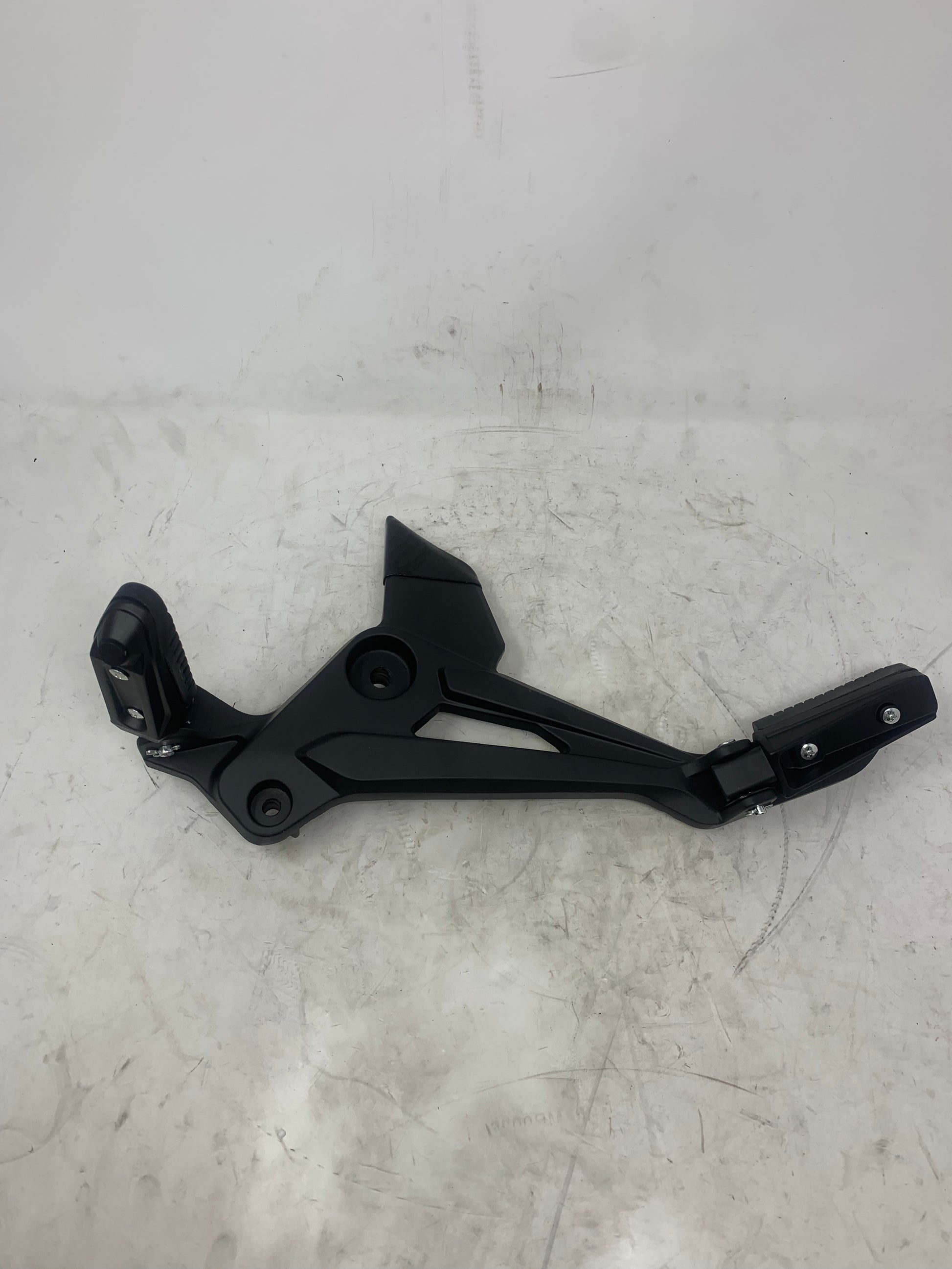 BD125-10 left passenger foot | Vader 125cc Gen II shifter assembly