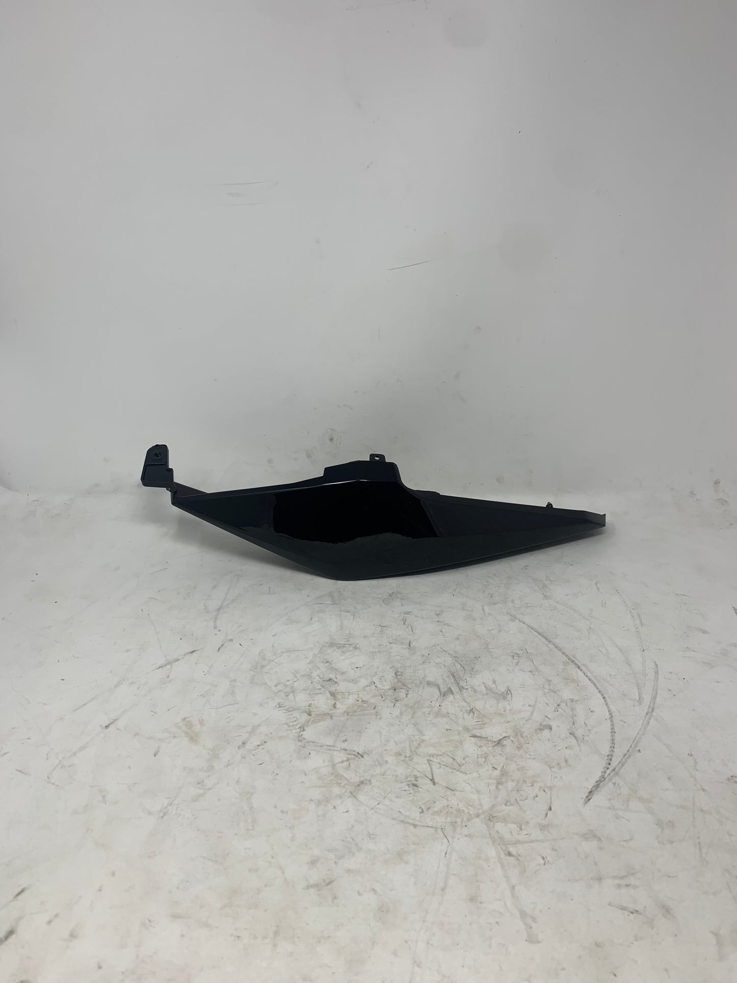 Vader 125cc Gen II left tail fairing panel