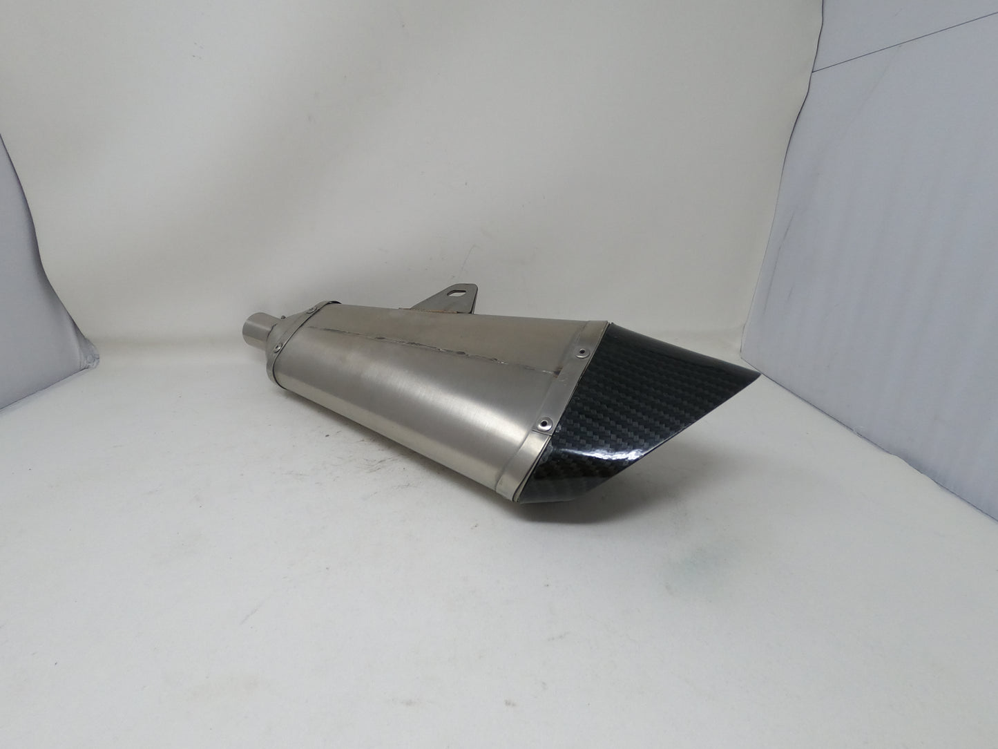 DF250RTS Venom X22R 250cc carbon fibre muffler tip