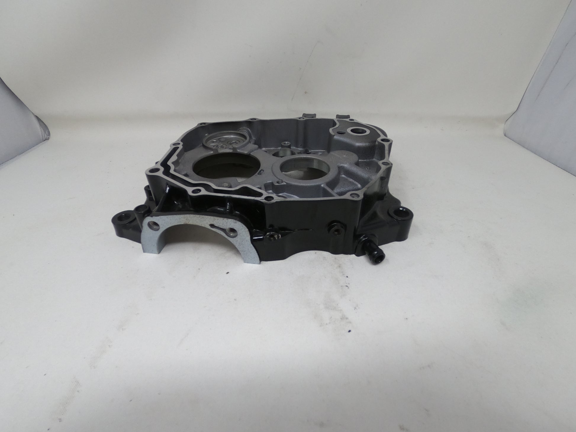 Venom X22R 250cc right engine crankcase cover