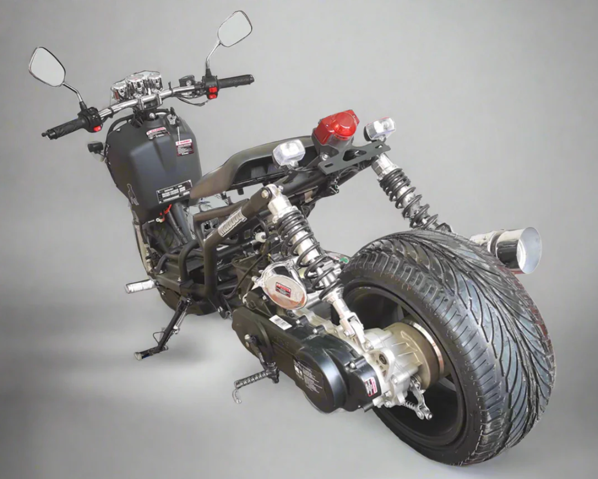 Icebear Maddog PMZ150-19 scooter | Gen 1 150cc Honda Ruckus inspired ride