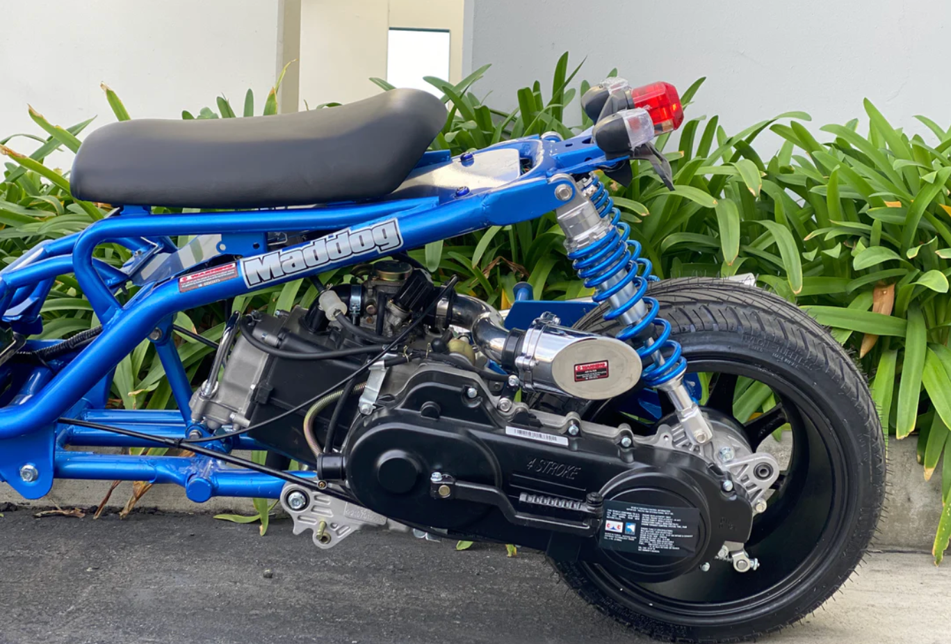 Icebear Maddog 150cc scooter Gen 1 | PMZ150-19 urban Ruckus inspired commuter