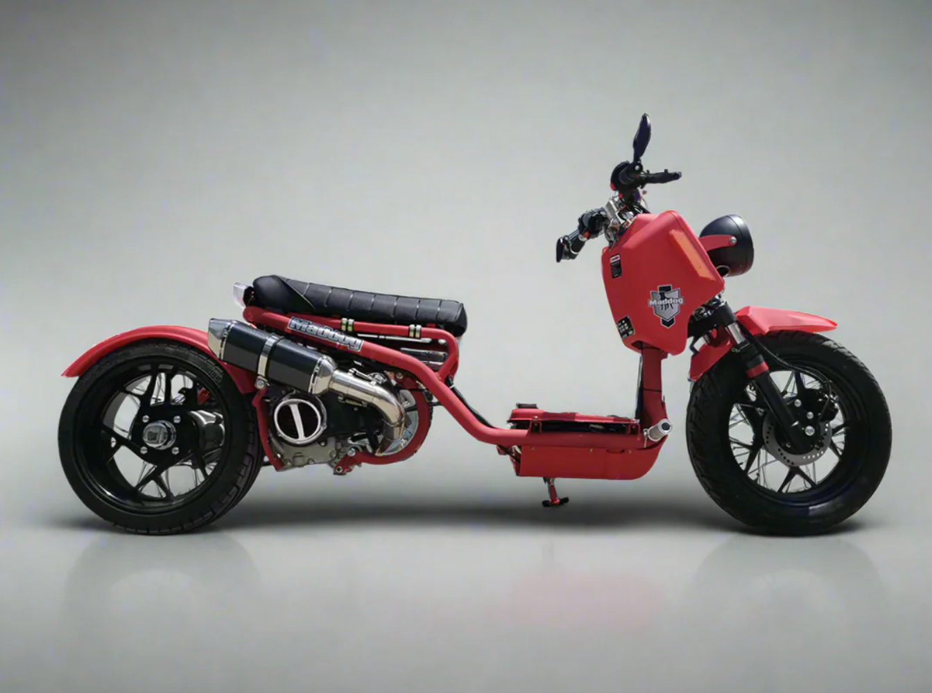 Icebear Maddog 150cc Gen 5 scooter | PMZ150-22 lightweight street legal ride