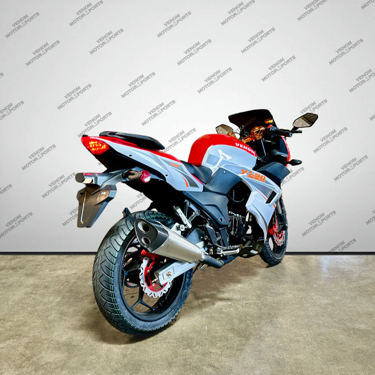 Venom X22R 250cc street legal sportbike DF250RTS 5-speed