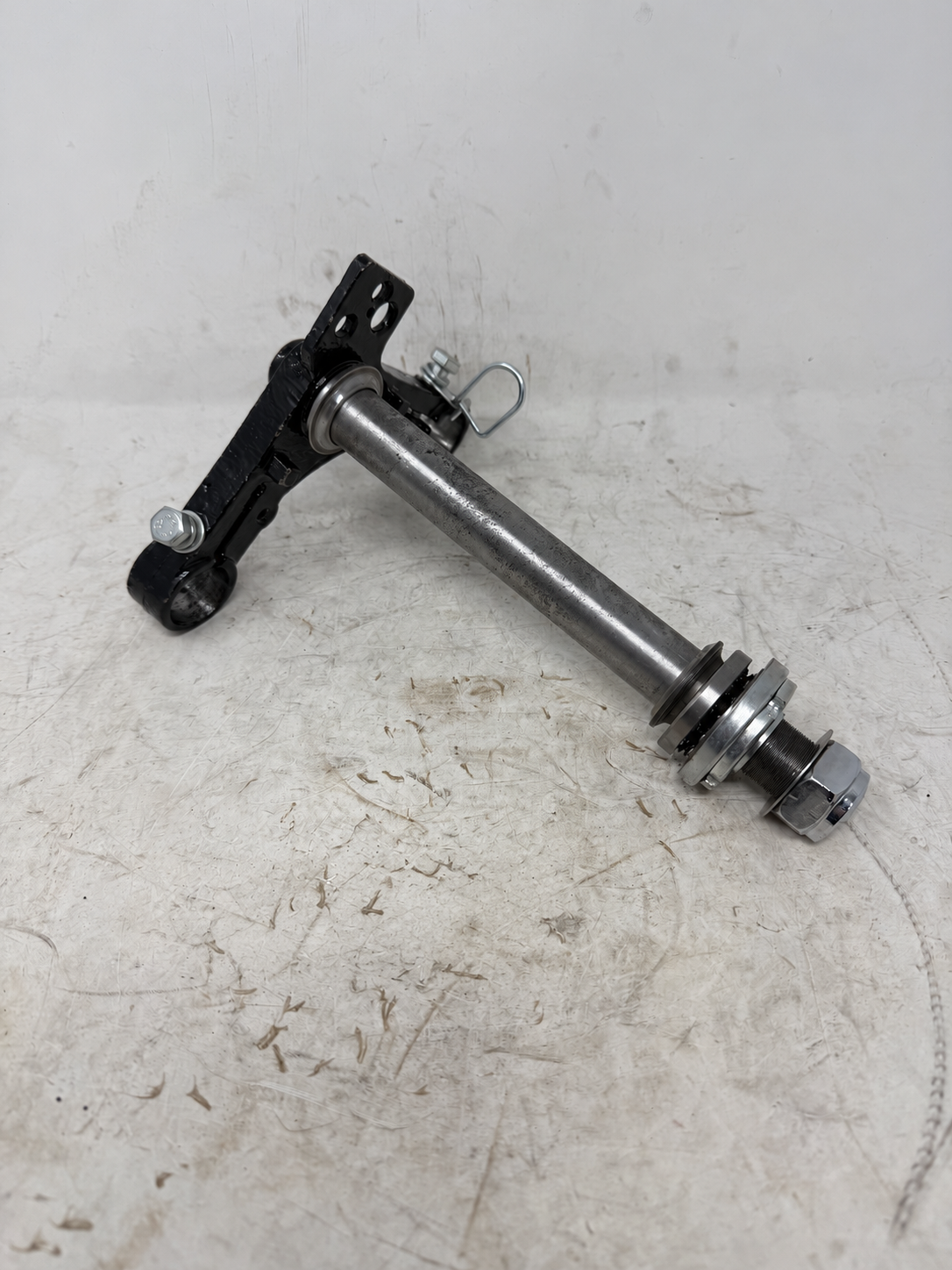 DF250RTG Sportster 250cc steering column assembly with mounting bracket