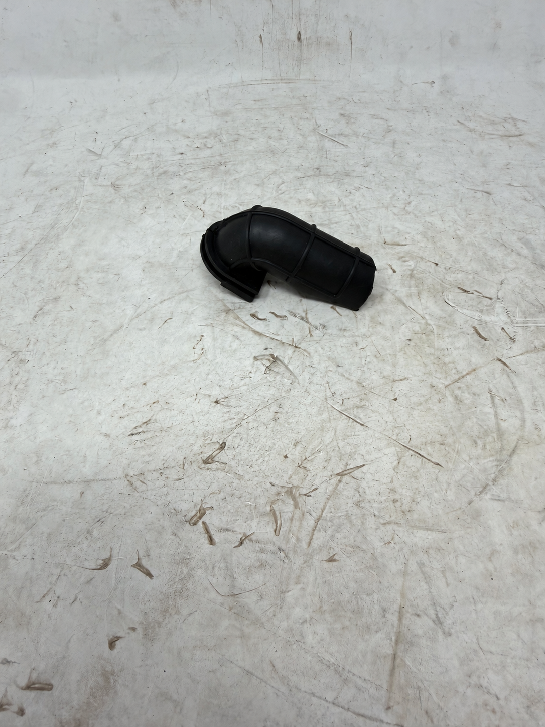 Engine cooling air duct for DF200SST-23 Venom X19 200cc, mounting flange