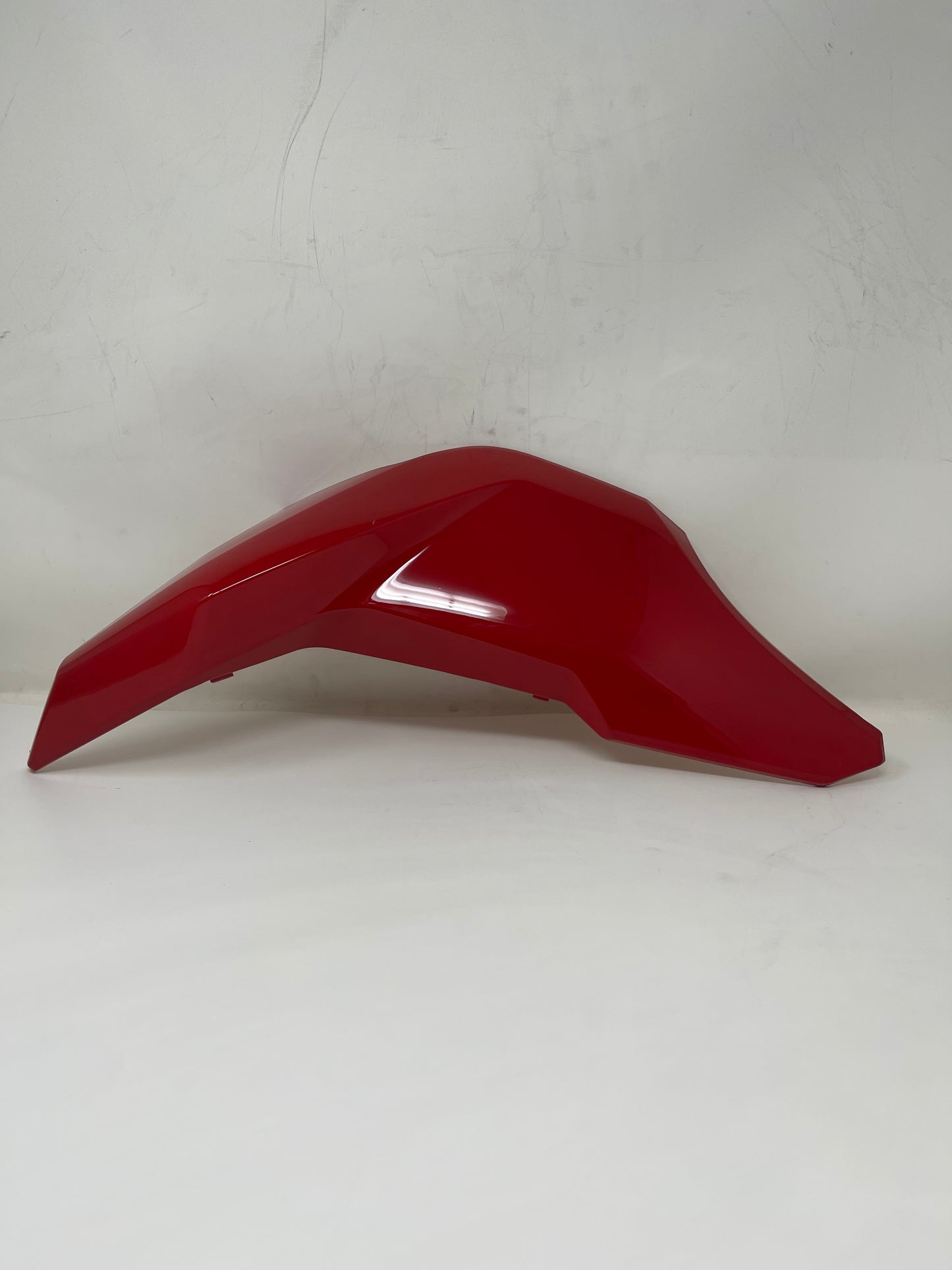 Left fuel tank cover for BD125-10 in red. Part #125010009