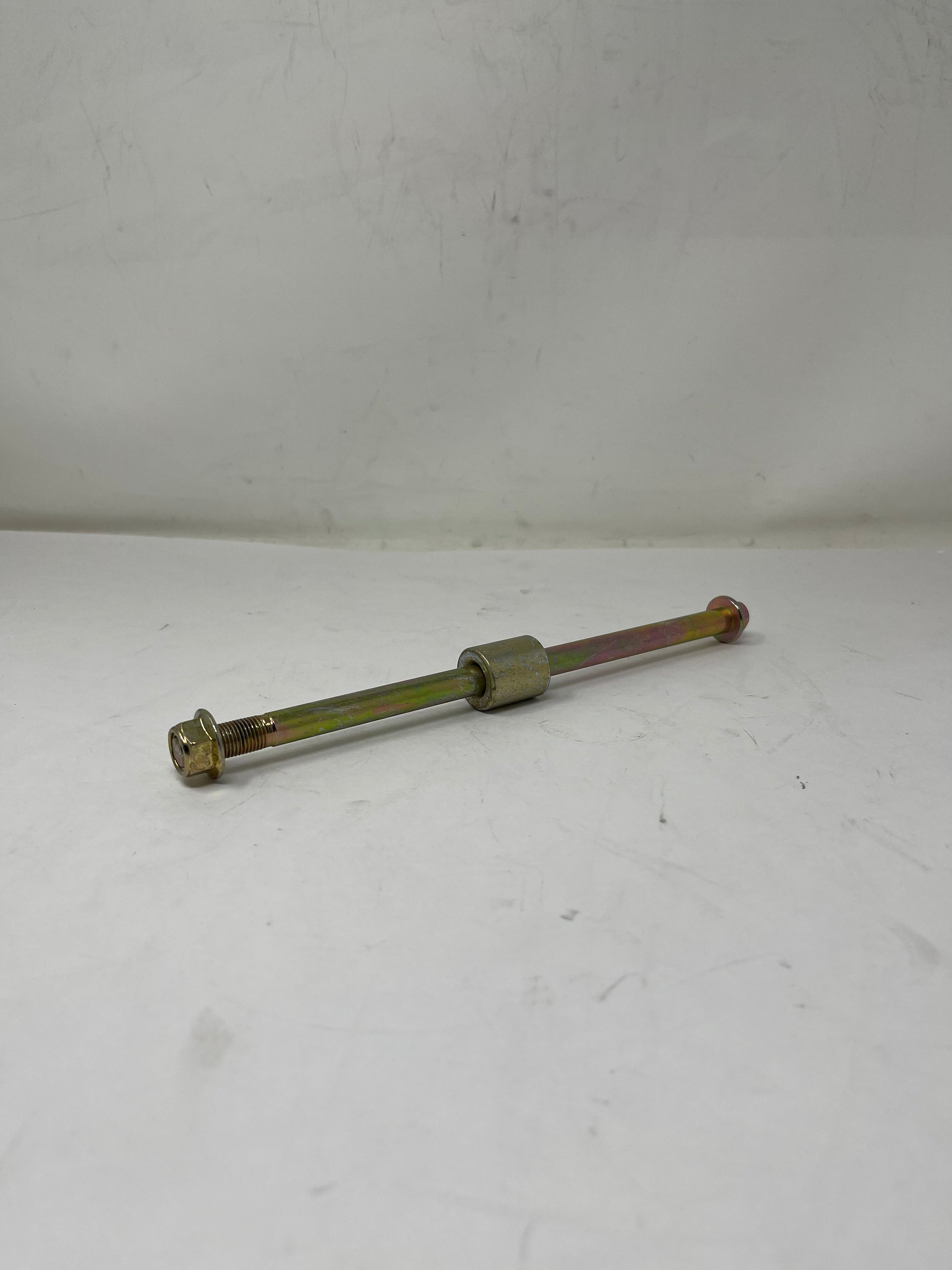 Rear Axle bolt for Vader BD125-10.