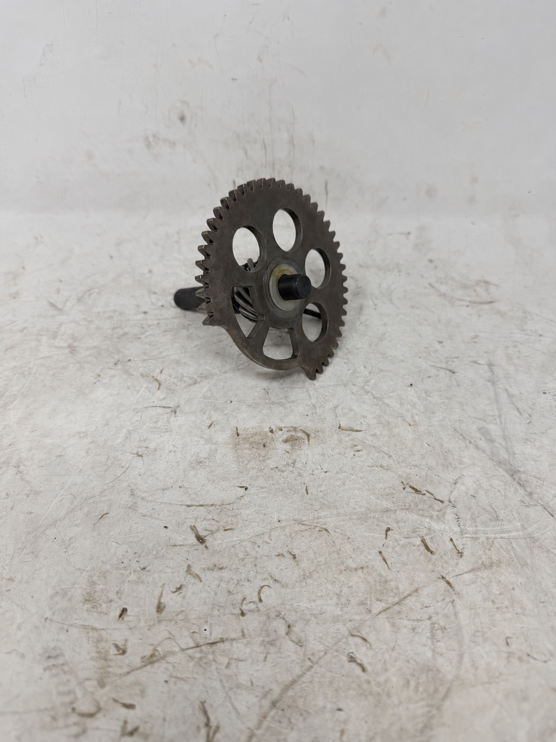 Kickstart idle gear assembly for Venom X19 200cc DF200SST-23, showing large gear, helical pinion and shaft